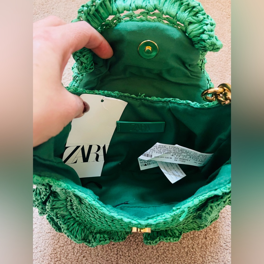 Zara Emerald Crochet Bag with Gold Chain - Picture 2 of 6